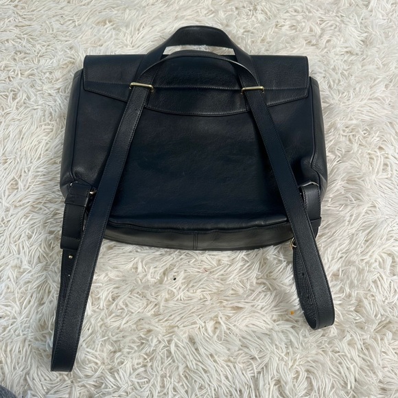 Cuyana Convertible Satchel-15 inch Backpack/Satchel bag in black main image 4